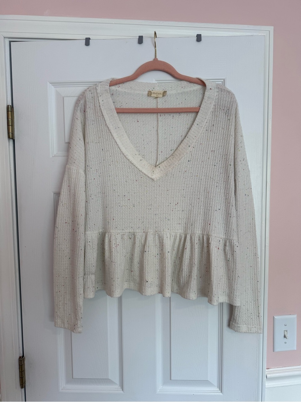 Altar'd State Cream Speckled V-Neck Peplum Top